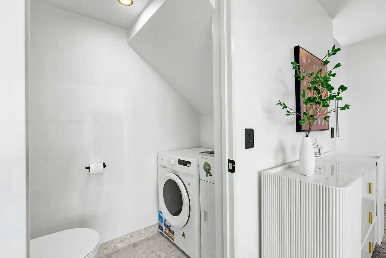 Apartment Cbd Contemporary Comfort Townhouse 2 Bed 2Bath Christchurch